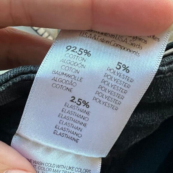 Mother High Waisted Looker Jeans in Not Guilty One Size 28 - Picture 7 of 7